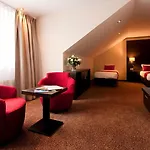 Der Valk Avifauna Hotel
