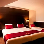 Der Valk Avifauna 4*