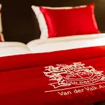 Der Valk Avifauna 4*