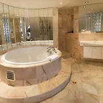 Der Valk Avifauna Hotel