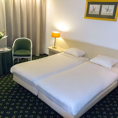 Der Valk Avifauna Hotell 4*