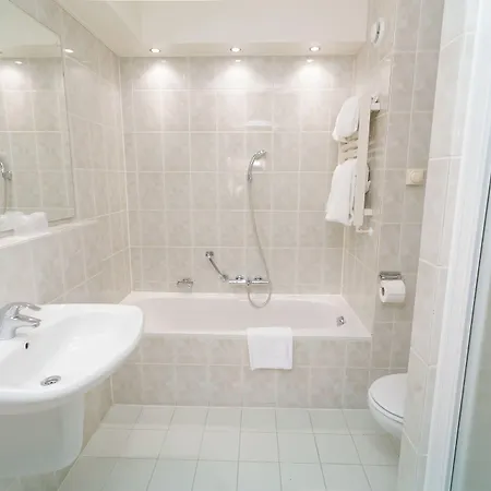 Der Valk Avifauna Hotel 4*