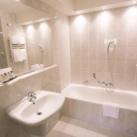 Der Valk Avifauna Hotel 4*