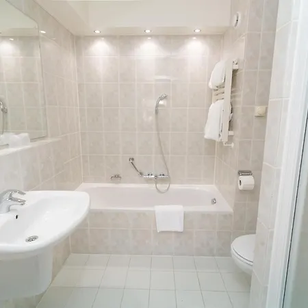 Der Valk Avifauna 4* Alphen-sur-le-Rhin