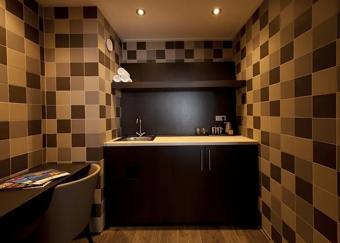 Hotell Der Valk Avifauna 4*